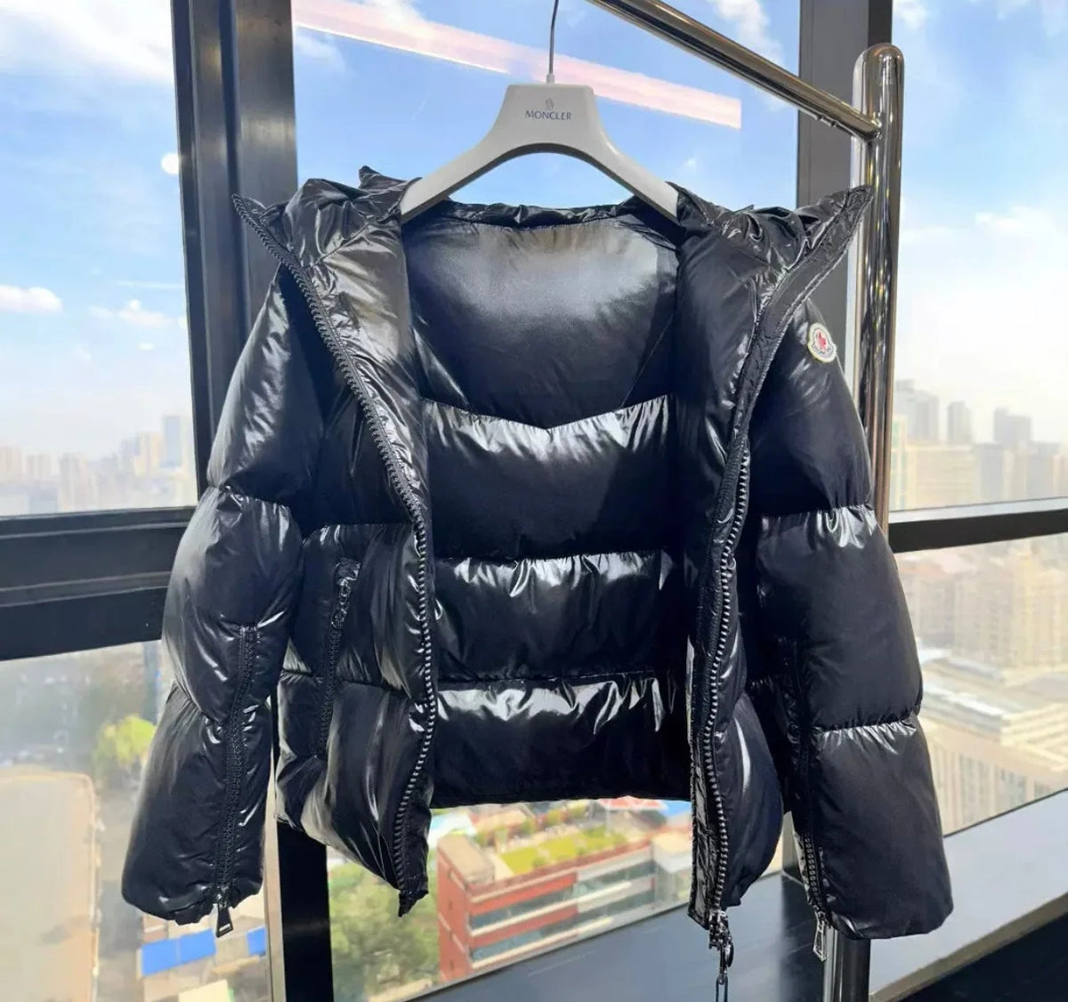 "MC" Puffer Logo