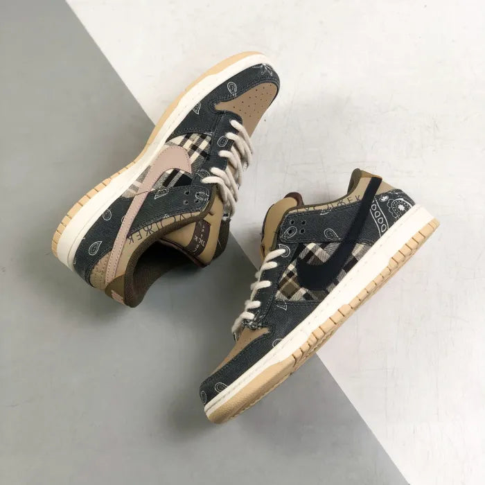 NK SB DUNK - TRAVIS