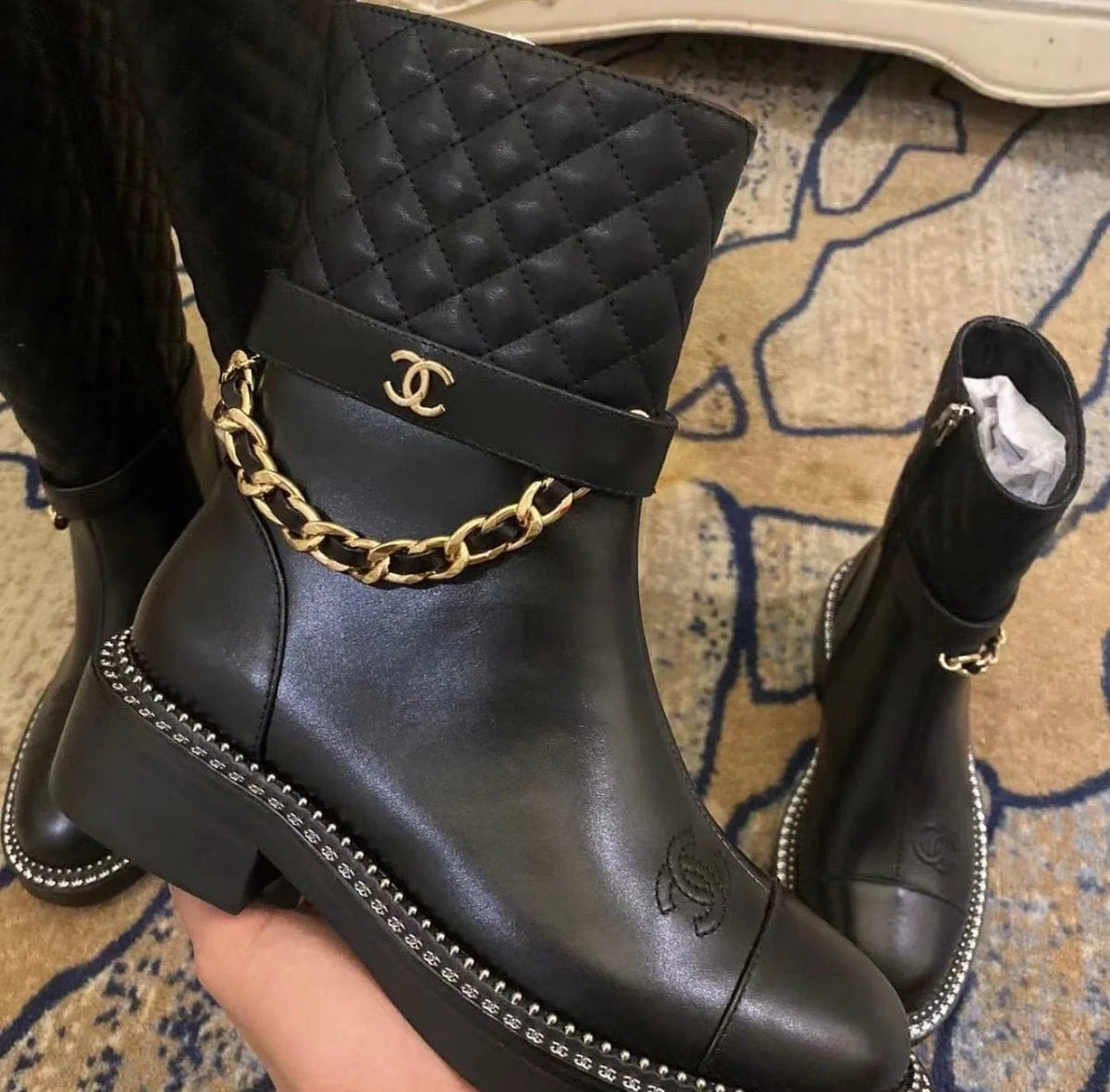 "CC" GOLD CHAIN BOOTS